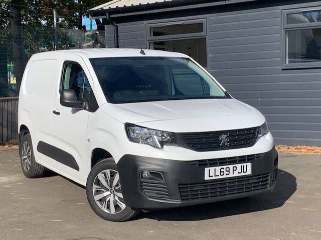 Peugeot Partner 1000 1.5 BlueHDi 100 Professional Van Panel Van Diesel White