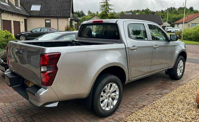 2025 Isuzu D-max 1.9 DL20 Double Cab 4x4