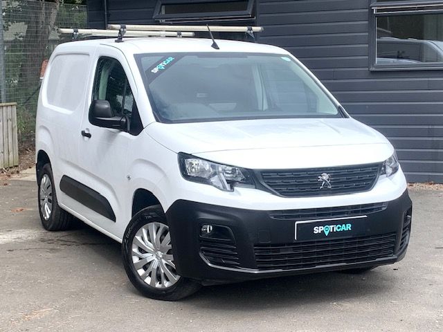 2021 PEUGEOT PARTNER