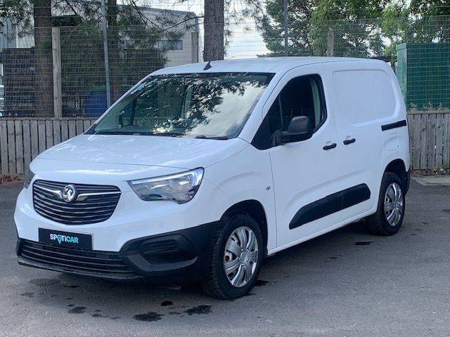 2021 Vauxhall Combo Cargo 2300 1.5 Turbo D 100ps H1 Dynamic Van